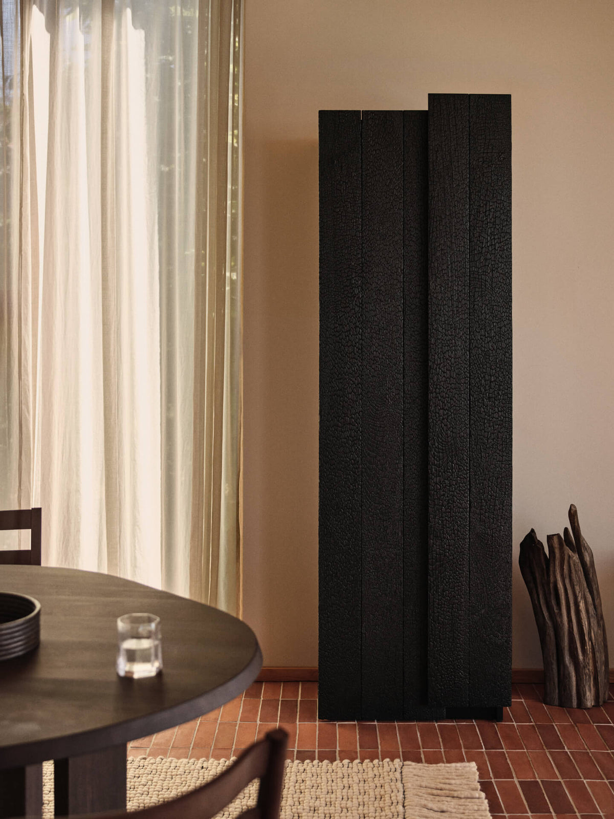 Koh Standing Cabinet