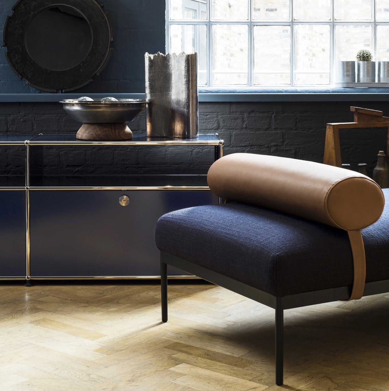 USM Haller Side Table (O118)