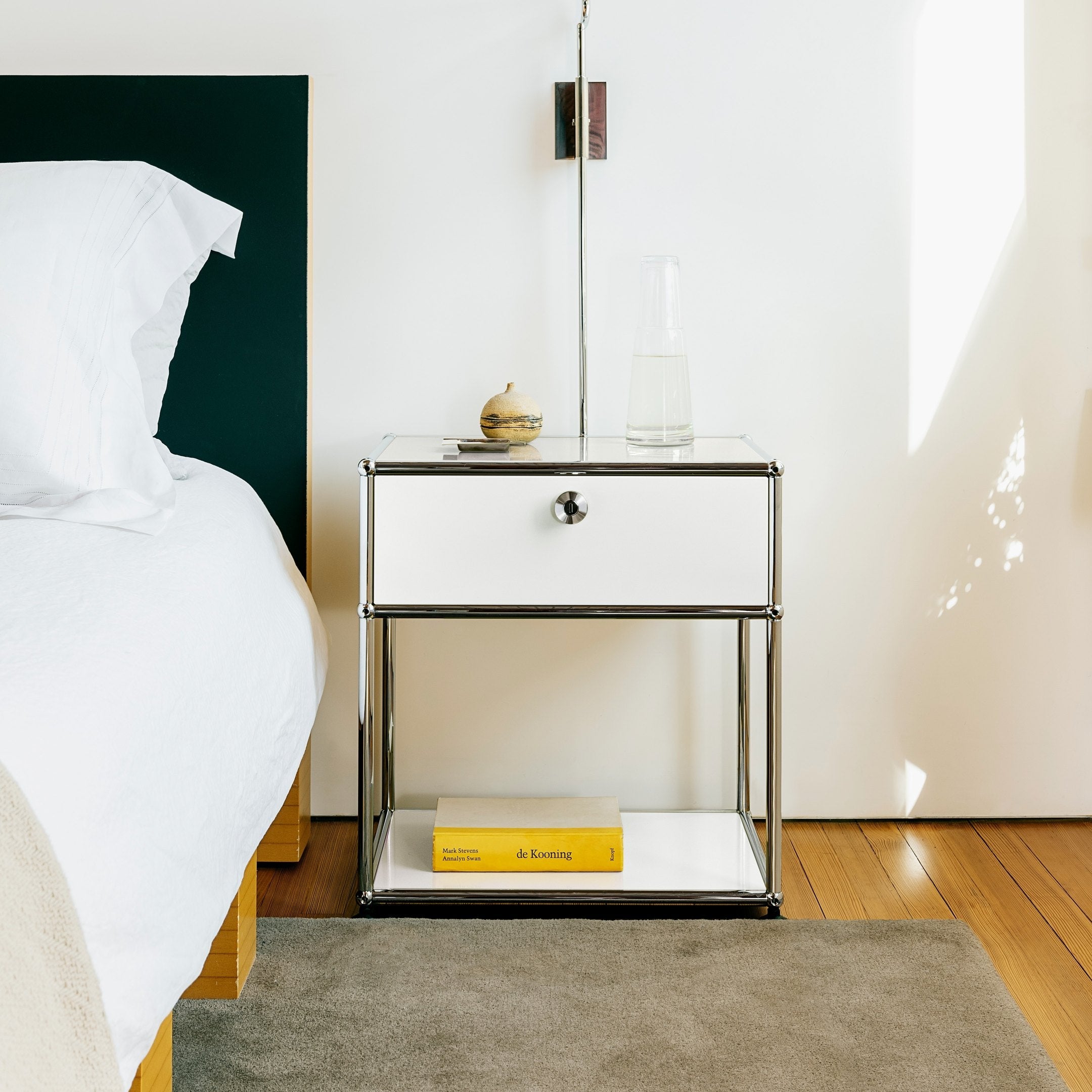 USM Haller nightstand (P2)