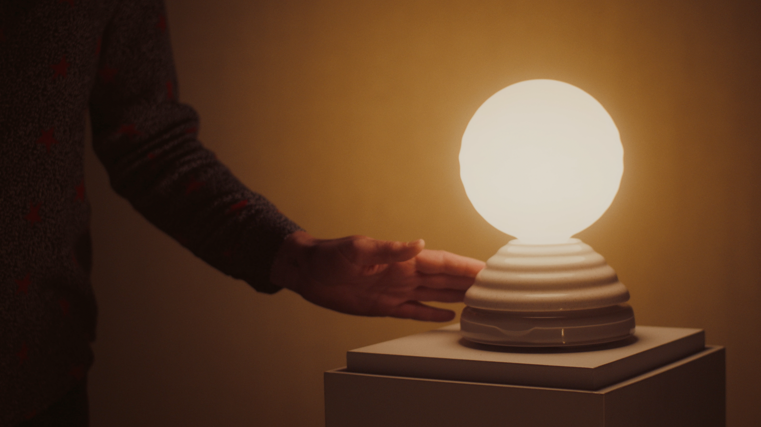Wake Table Lamp