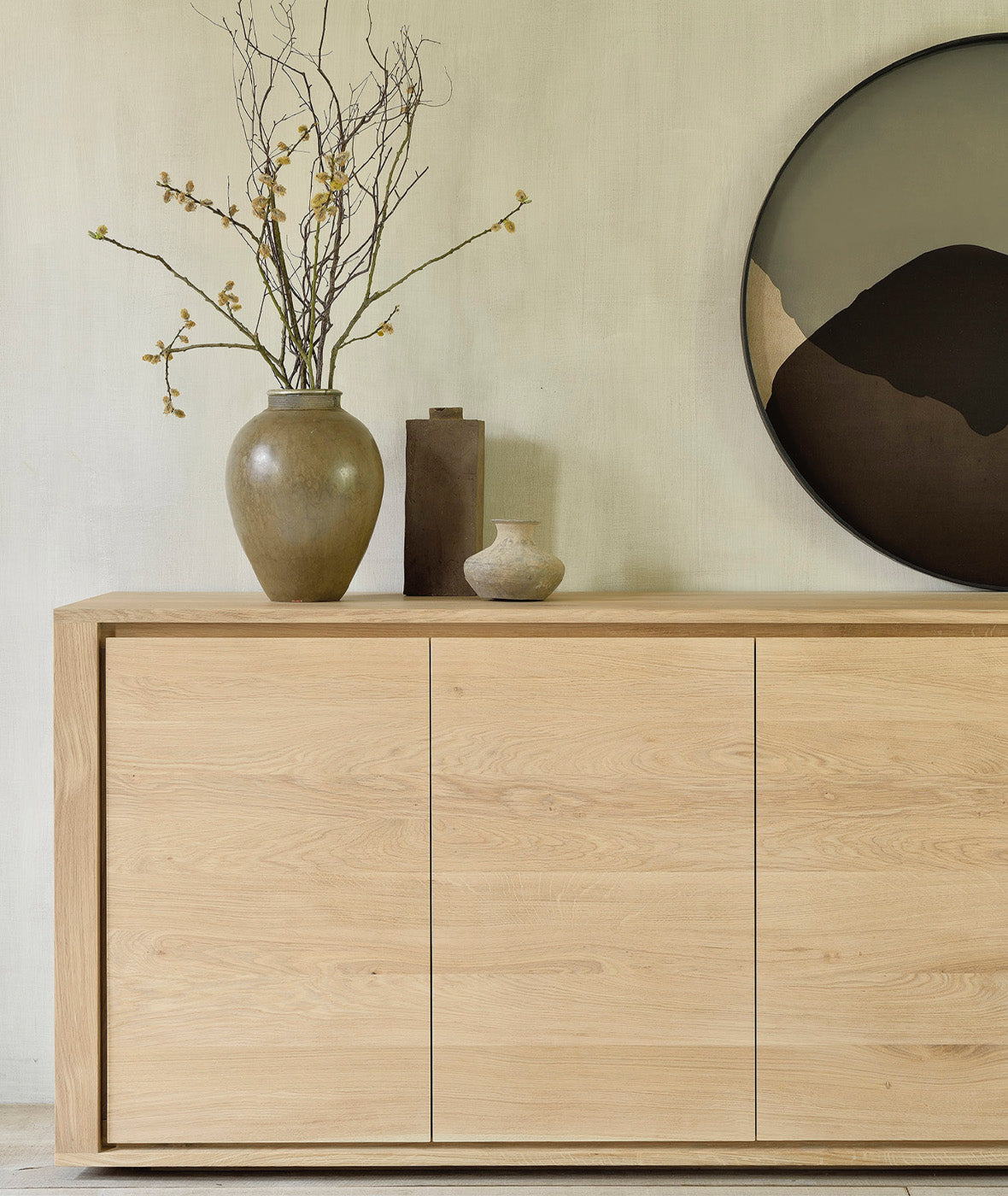 Shadow Sideboard - 3 Doors