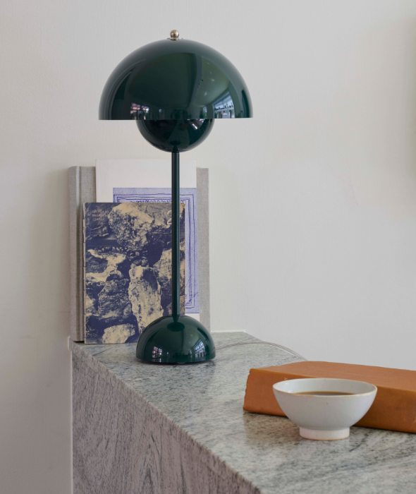 Flowerpot Table Lamp VP3 - More Options