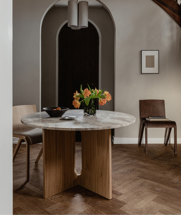 Androgyne Round Dining Table - More Options
