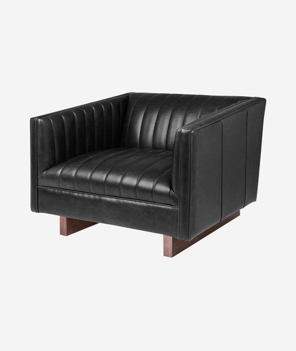 Wallace Chair Gus* Modern - BEAM // Design Store