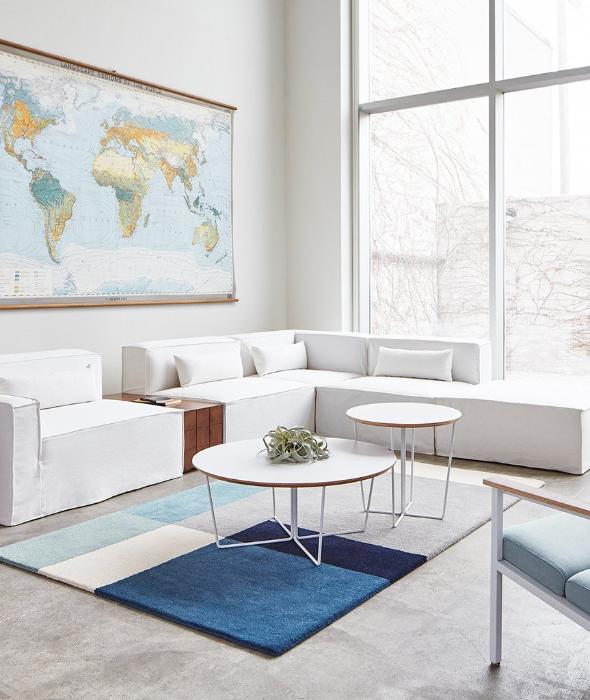 Array End Table Gus* Modern - BEAM // Design Store