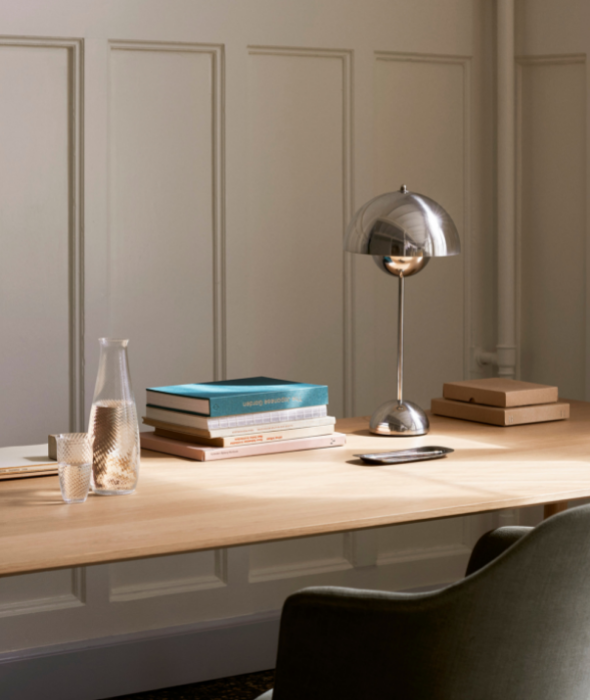 Flowerpot Table Lamp VP3 - More Options