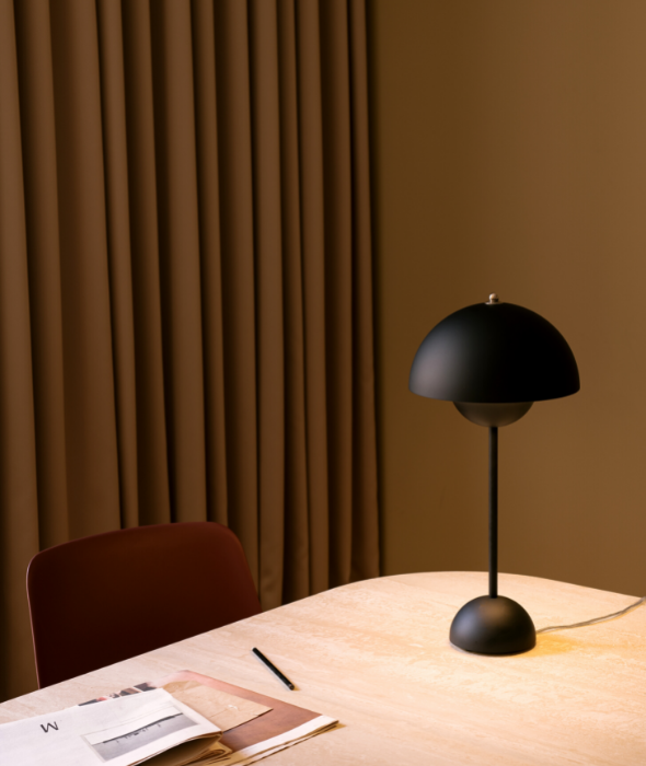 Flowerpot Table Lamp VP3 - More Options