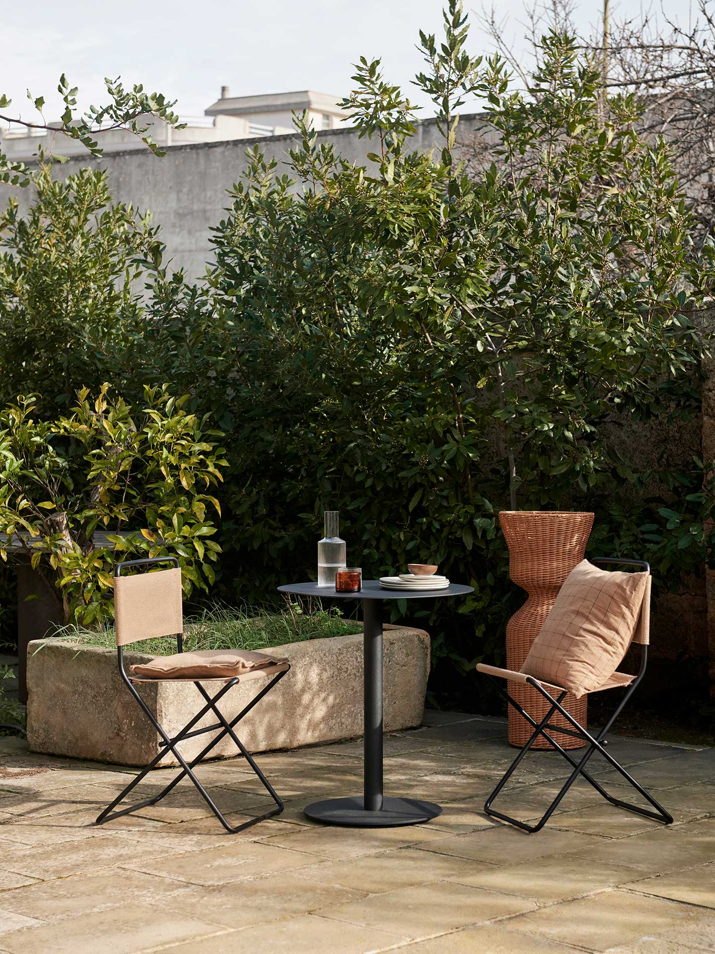 Pond Cafe Table