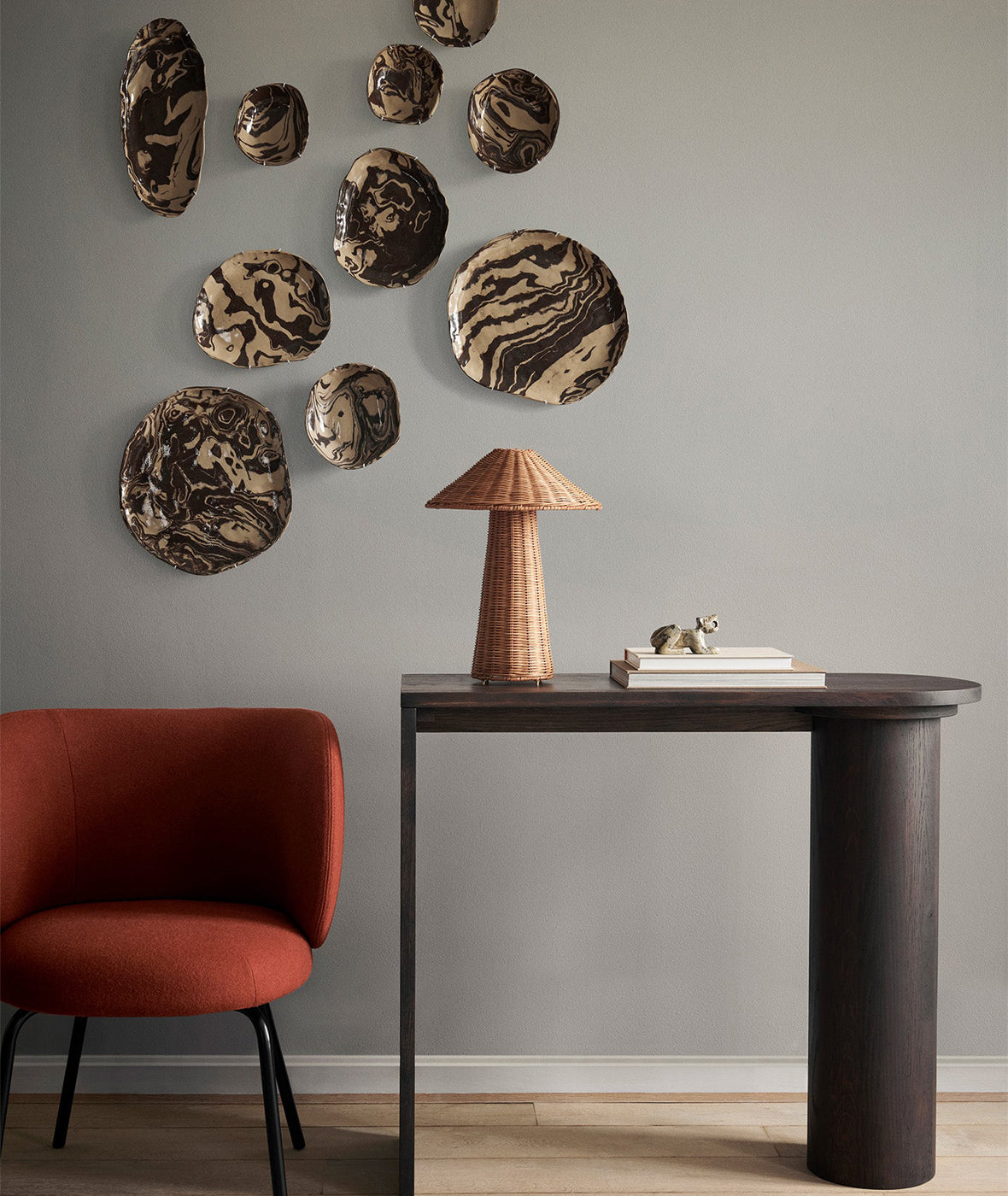 Pylo Console Table