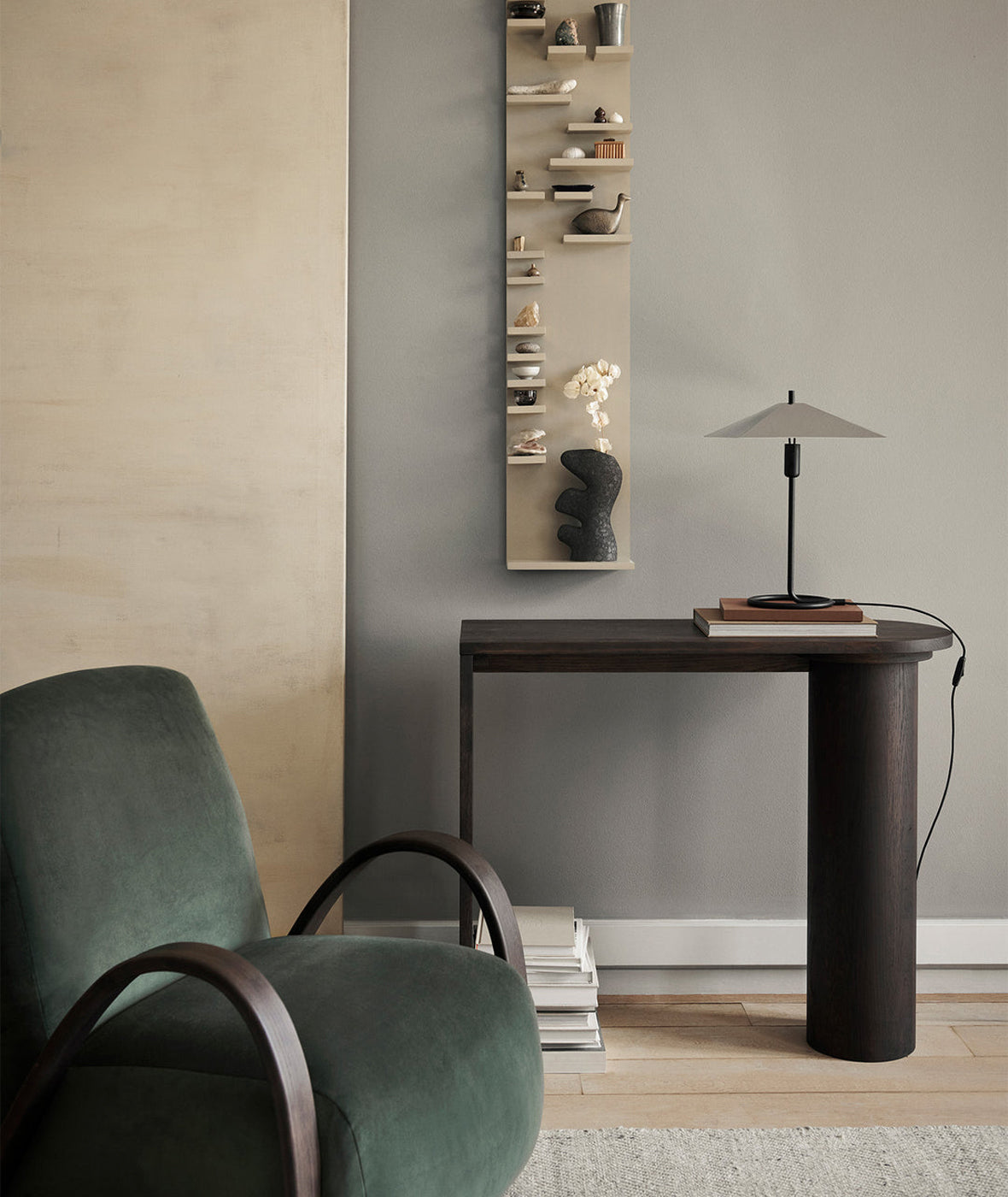 Pylo Console Table