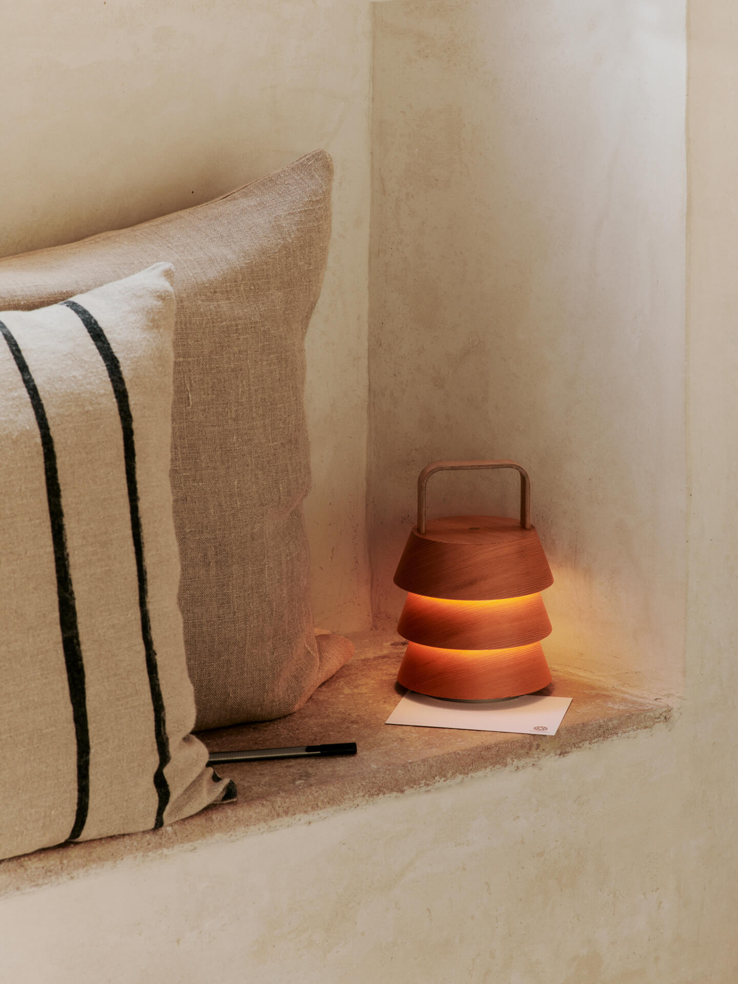 Luver Portable Lamp