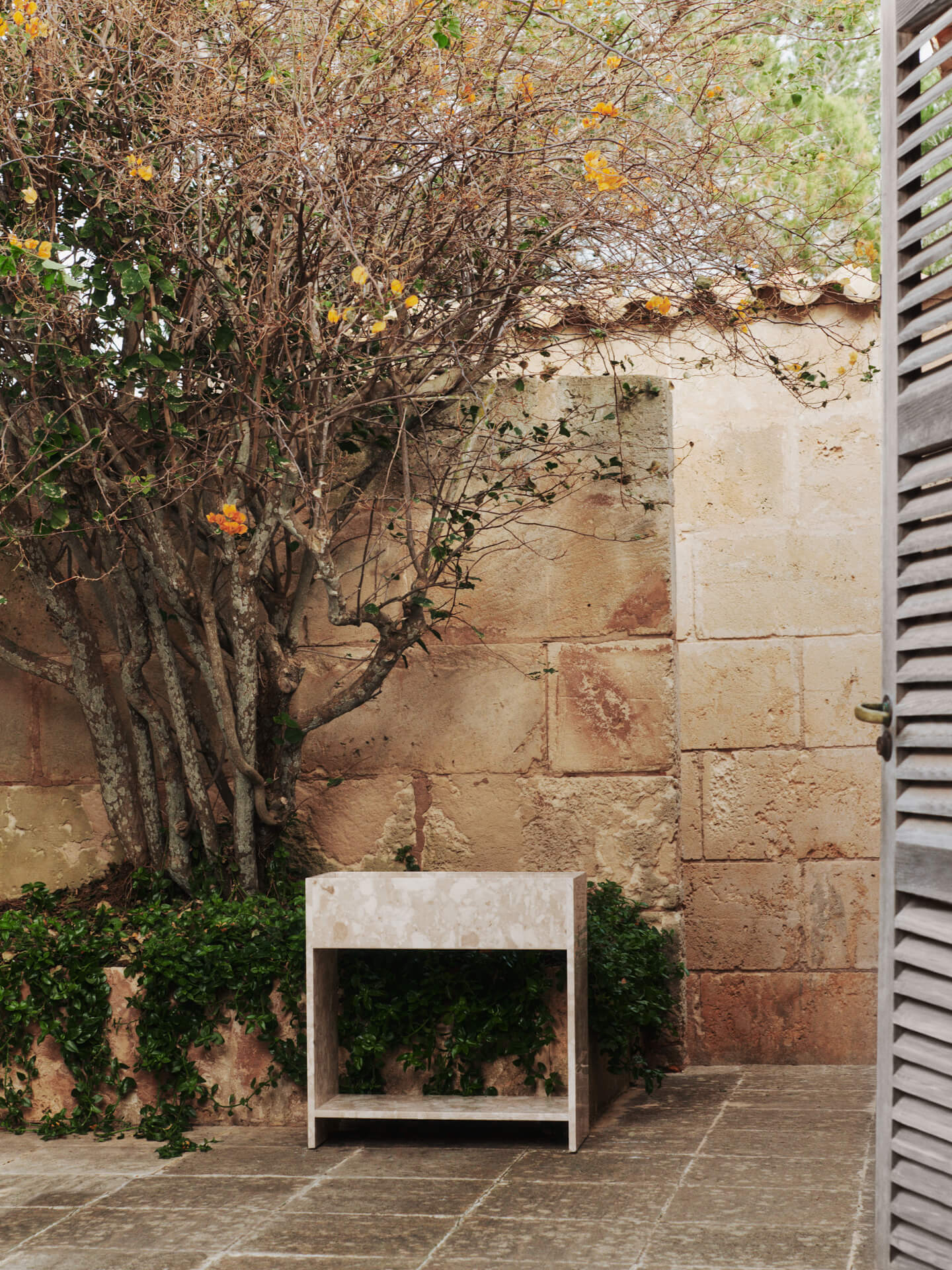 Stone Plant Box With Shelf