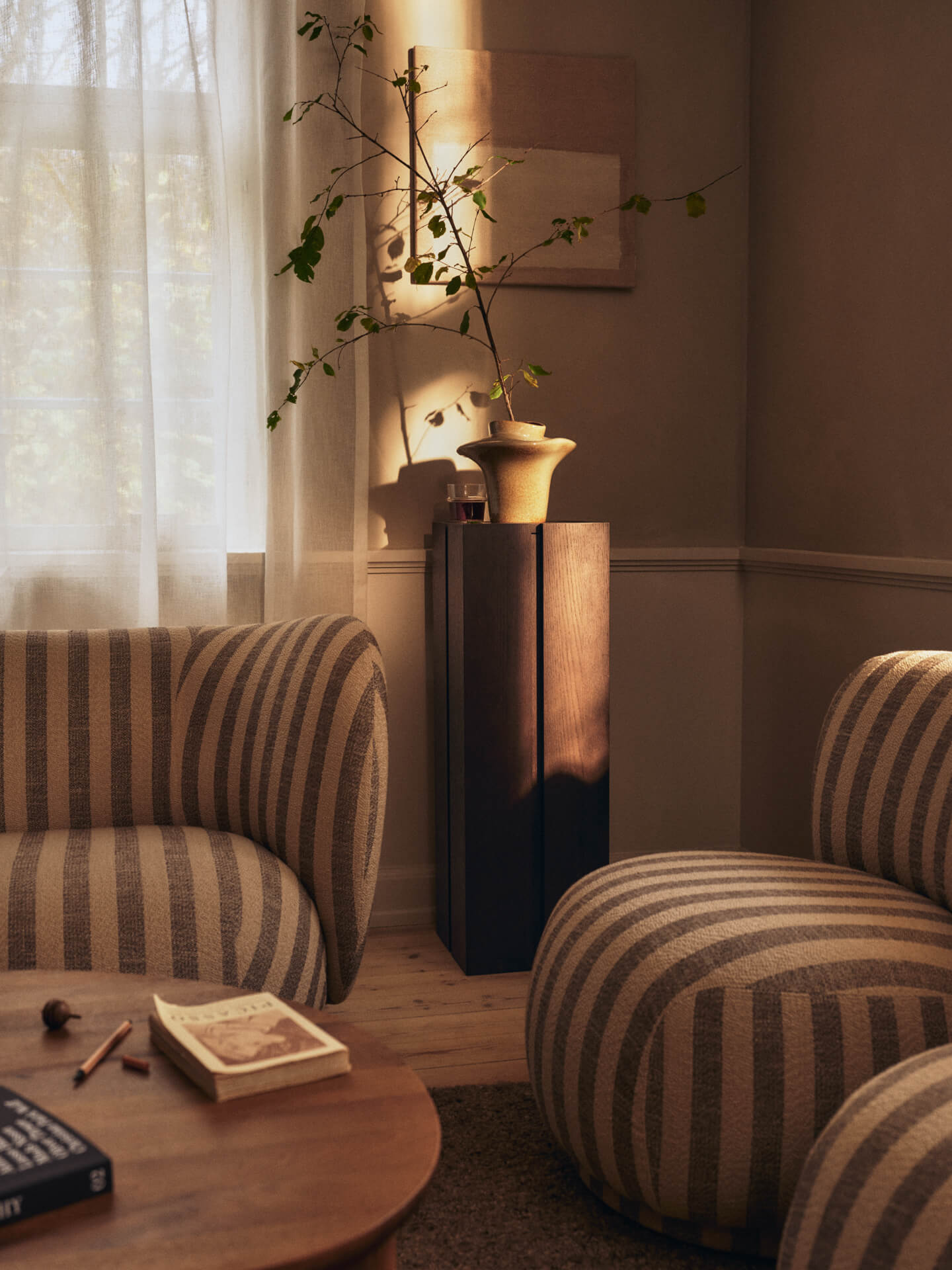 Parcel Pedestal - More Options - BEAM