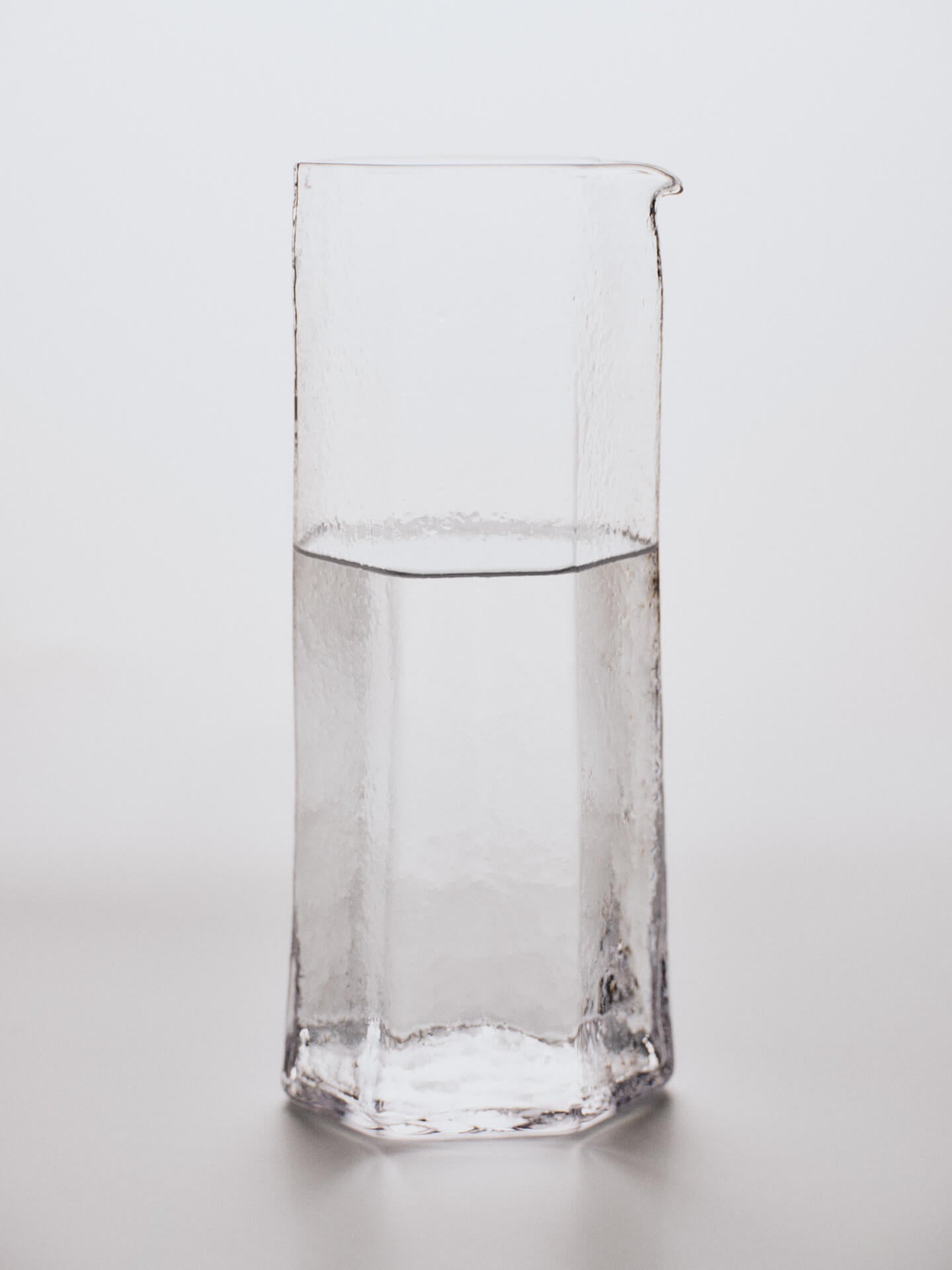 Kiru Carafe