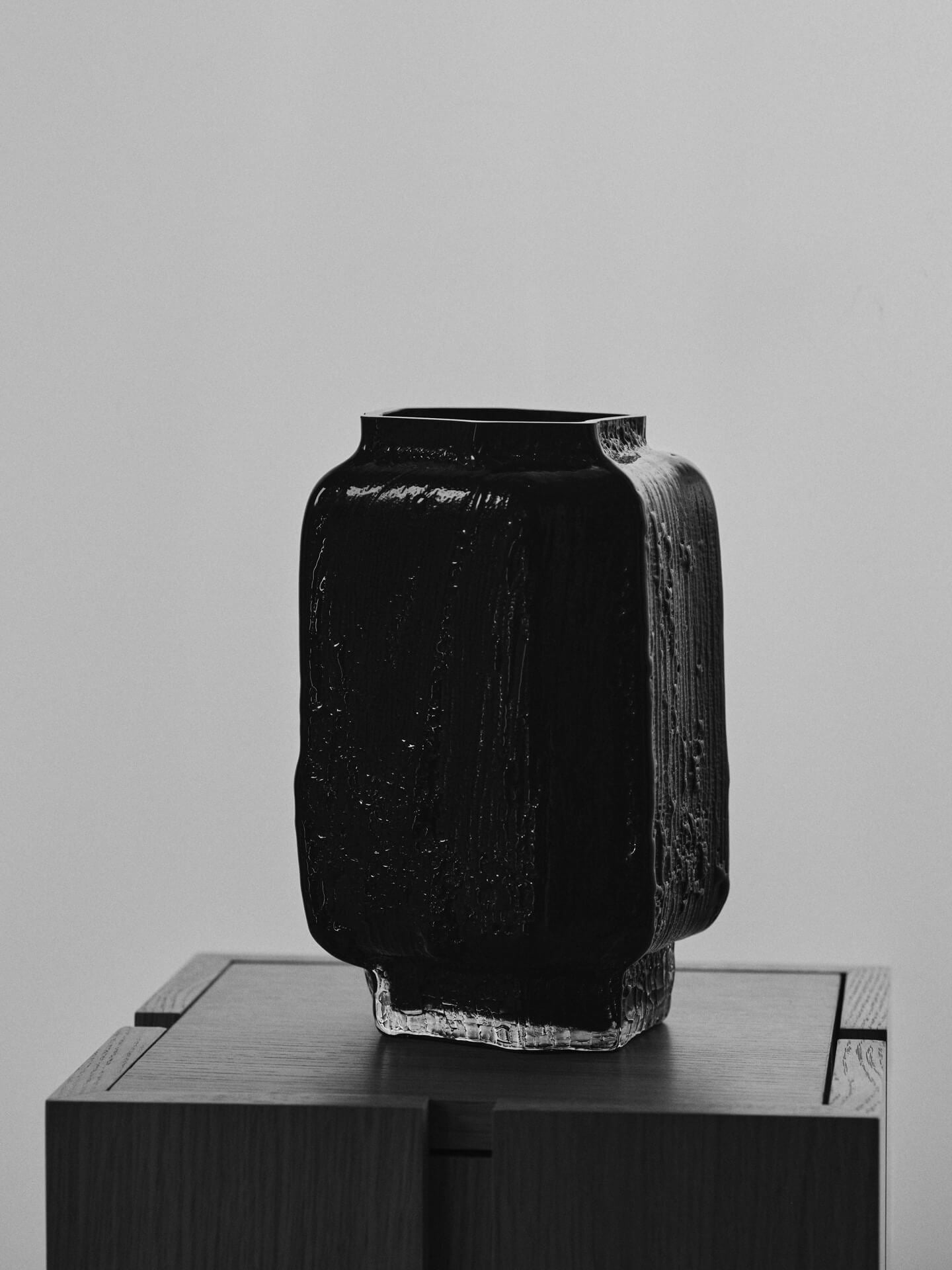 Mokuri Vase - More Options