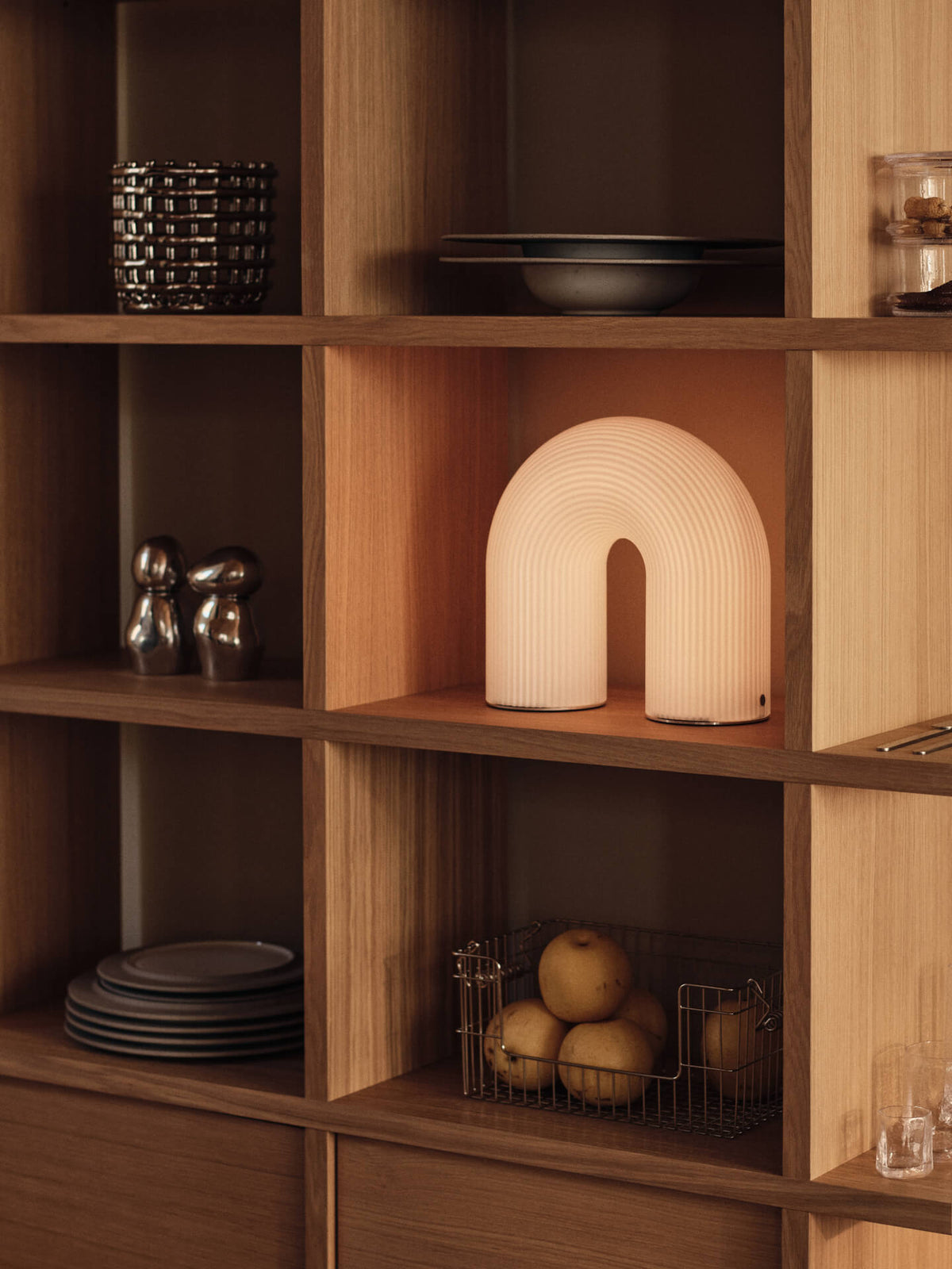 Vuelta Outdoor Portable Lamp