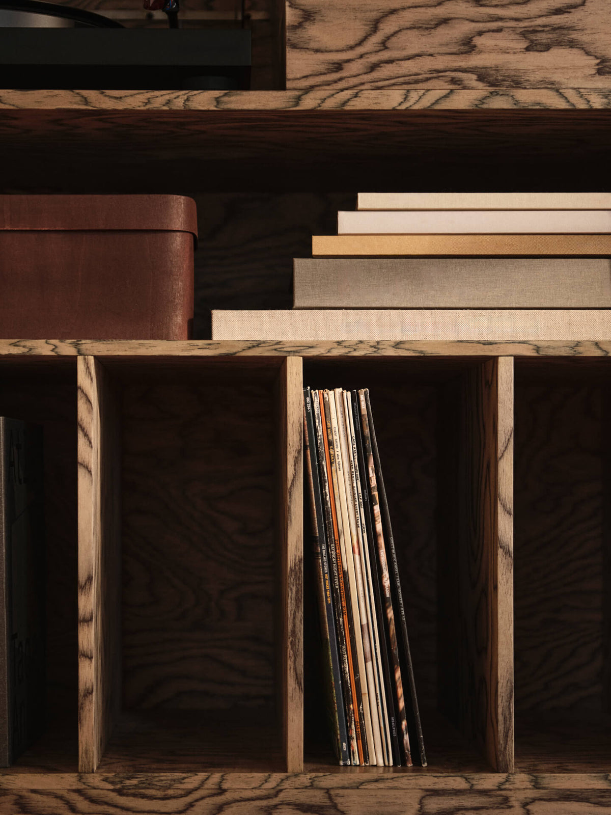 Cabri Media Cabinet