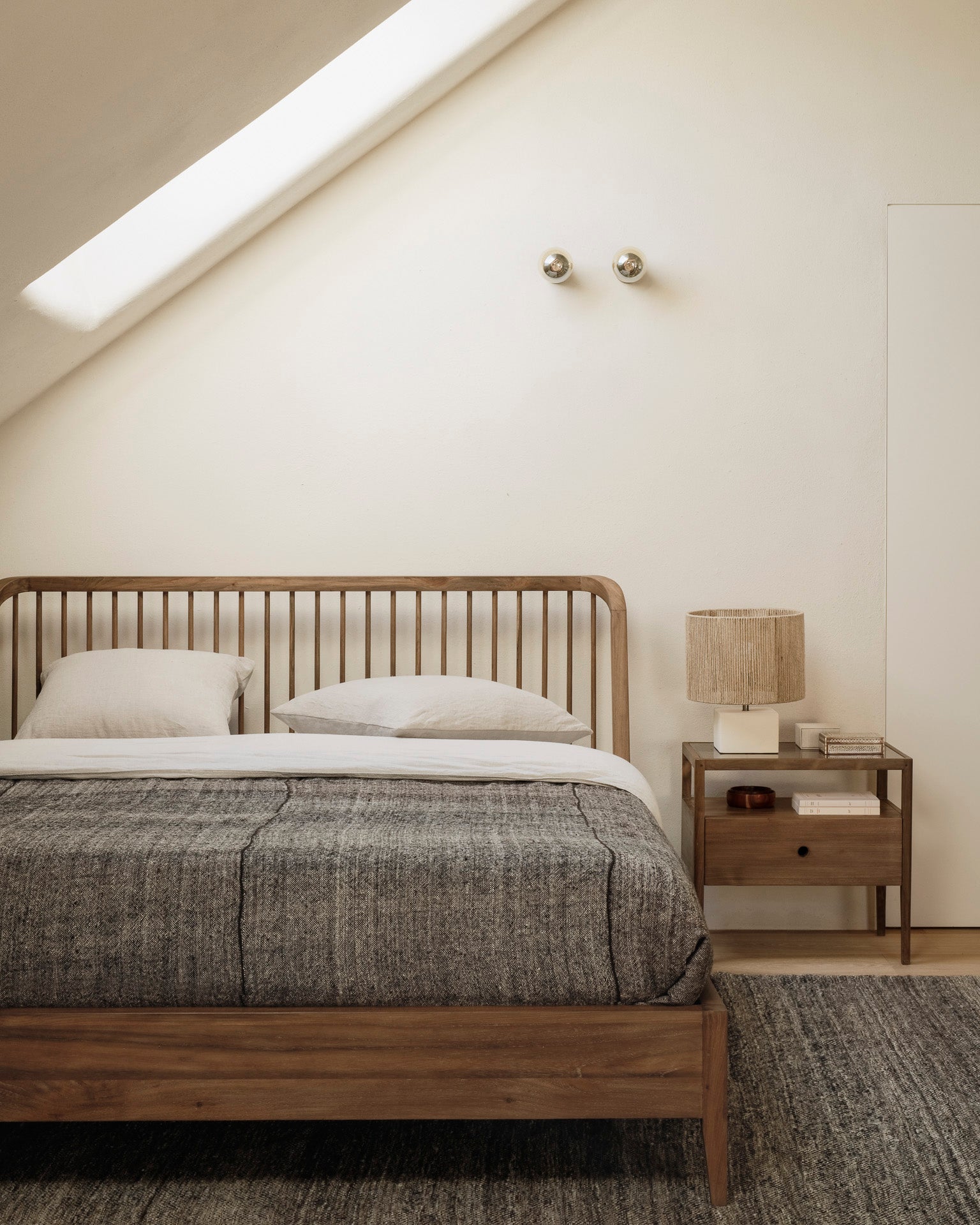 Spindle Bed - More Options