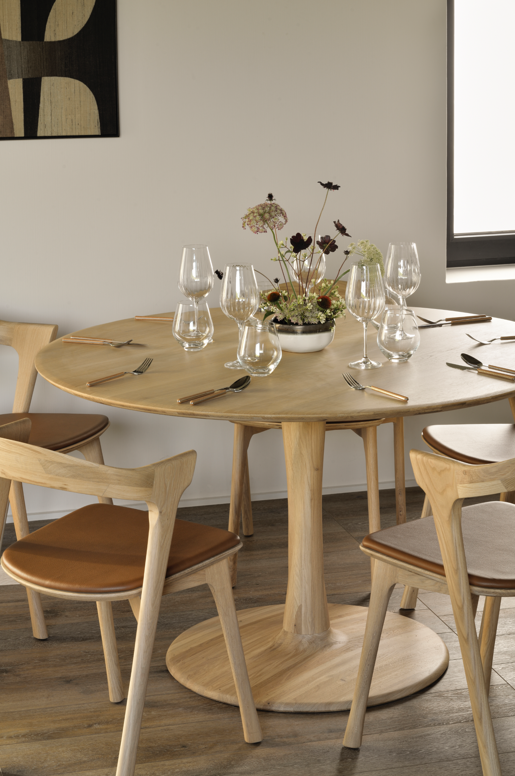 Torsion Dining Table Round - More Options