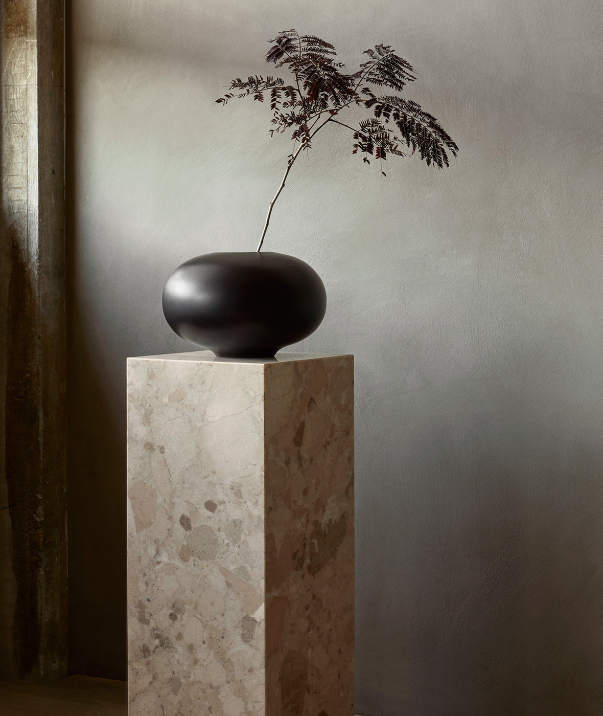 Surround Vase