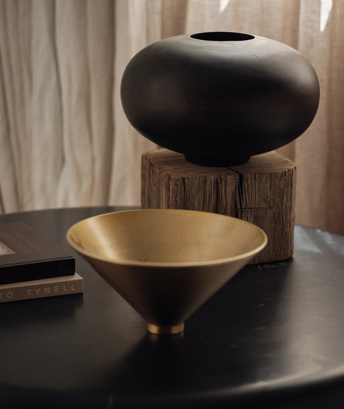 Surround Vase