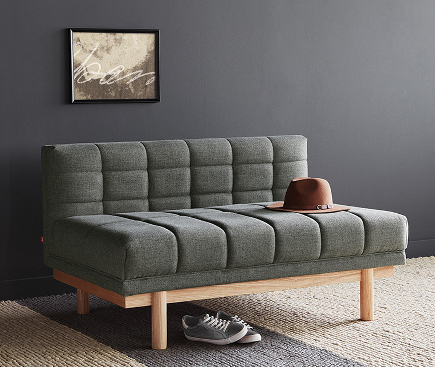 Mulholland Lounge - More Options