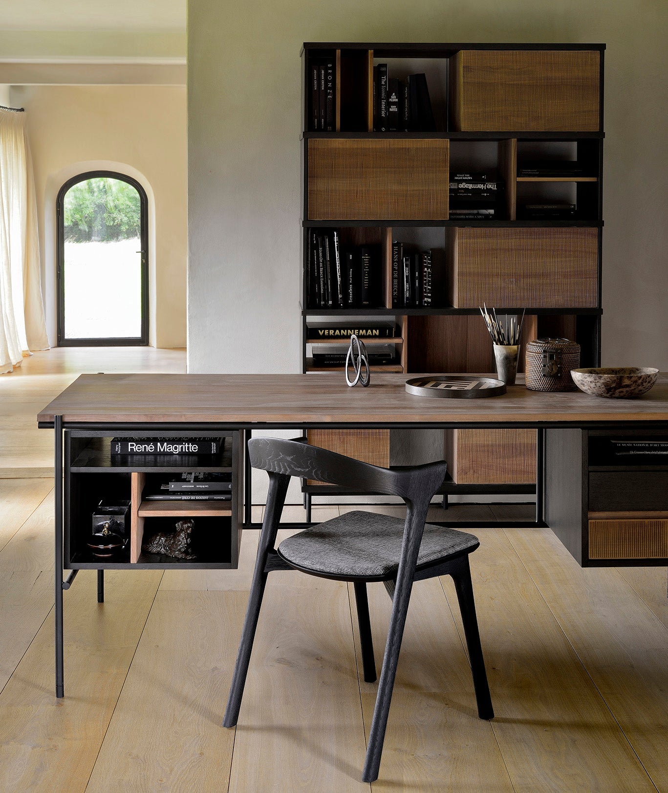 Oscar Desk w/Drawers Ethnicraft - BEAM // Design Store