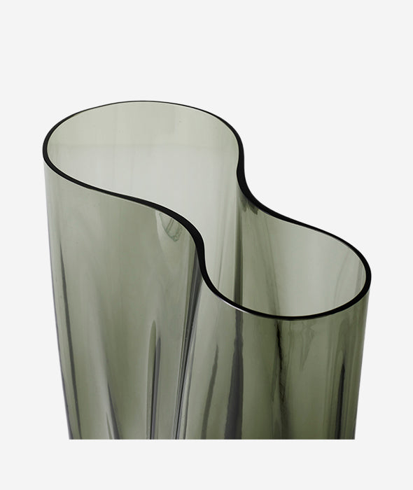 Aer Vase - 2 Sizes Menu - BEAM // Design Store