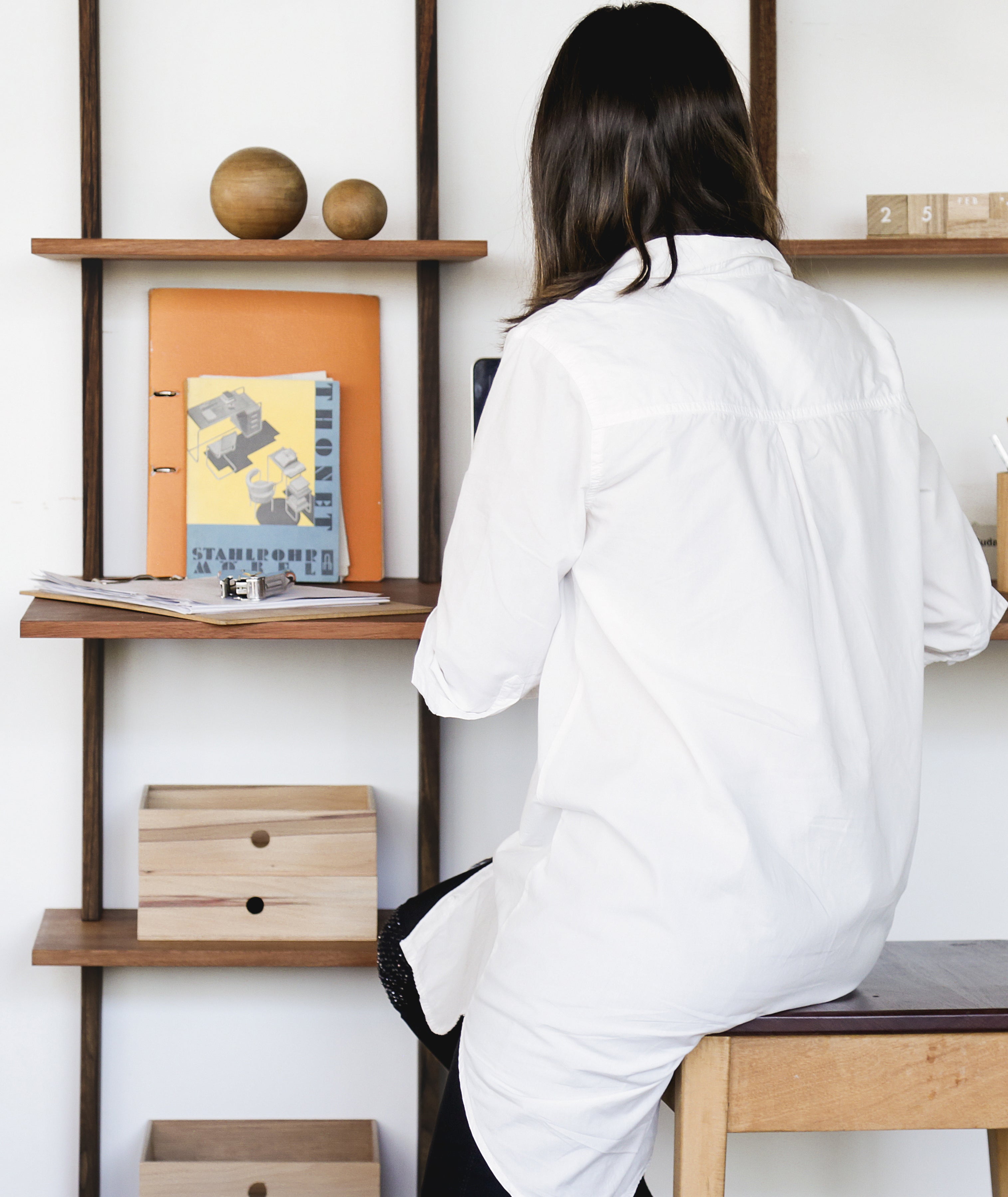 Sticotti Bookshelf + Desk Kit G - BEAM