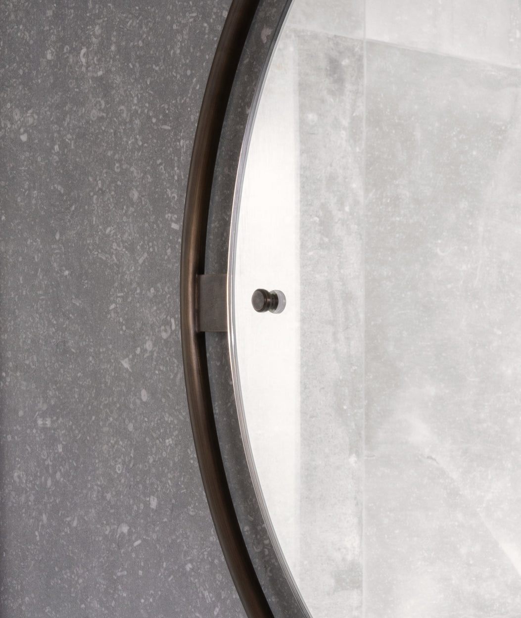Nimbus Mirror - 2 Colors Menu - BEAM // Design Store