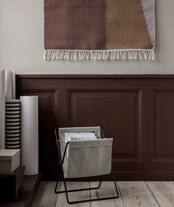 Herman Magazine Stand - BEAM