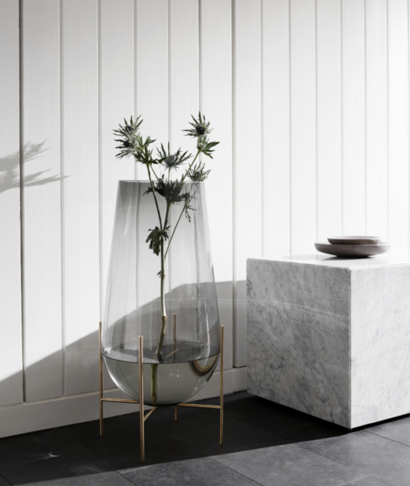 Echasse Vase - 2 Colors Menu - BEAM // Design Store