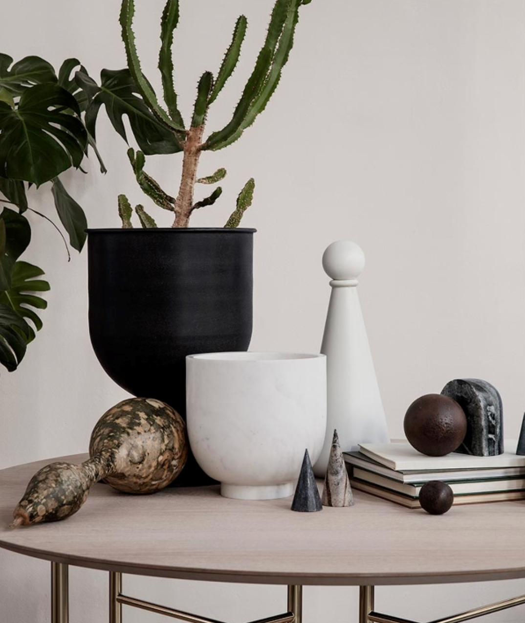 Hourglass Pot - 4 Sizes Ferm Living - BEAM // Design Store